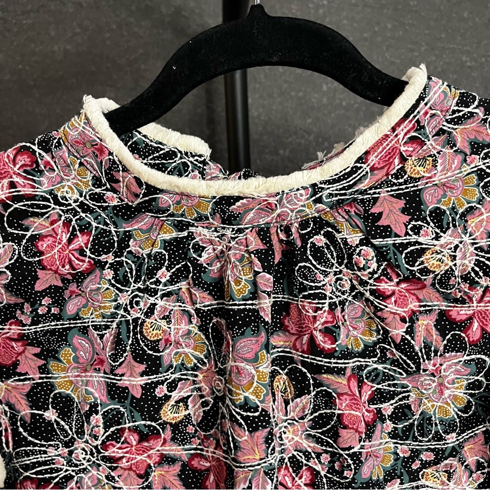 Voy Floral Embroidered Fringe Detail Back Ribbon Top Size Large - Picture 9 of 15